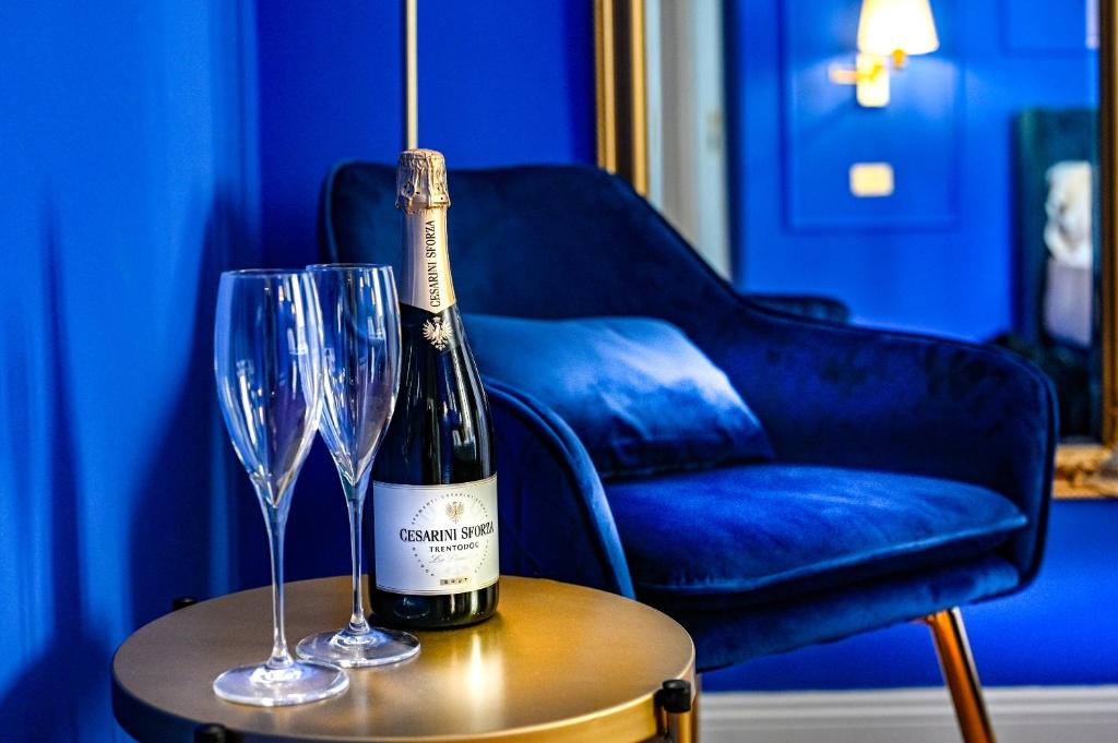 Royal Blue - Holiday Apartment - 5