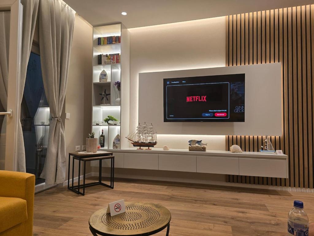 Apartment NODA Wave, Himarë