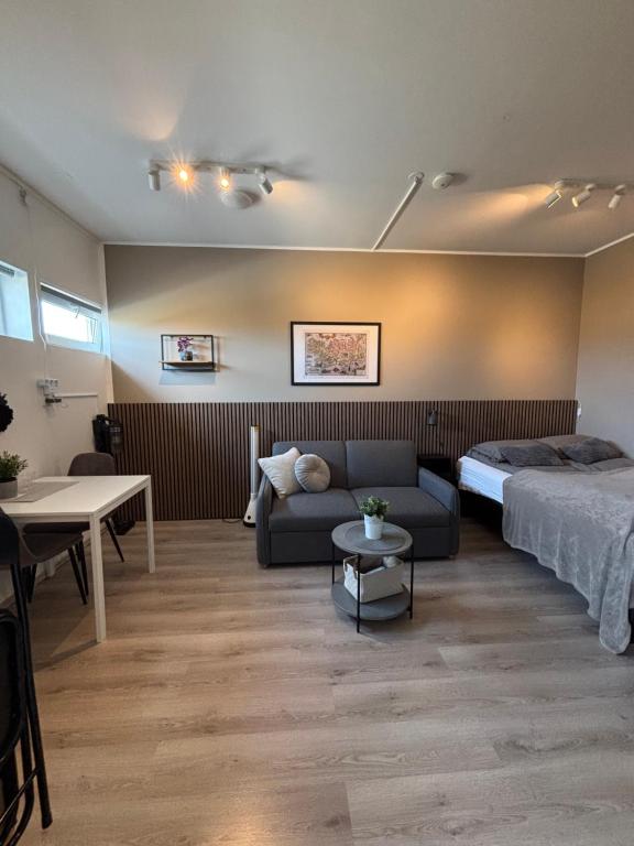 BergOne, Ytri-Njarðvík