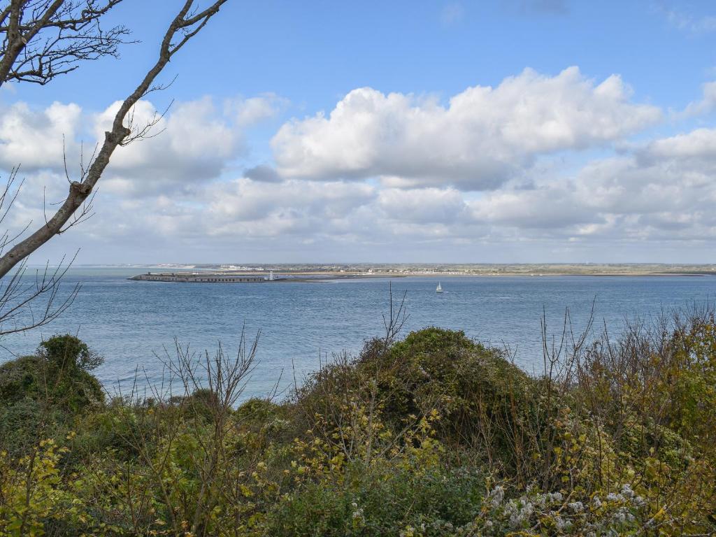 Solent Point, Yarmouth