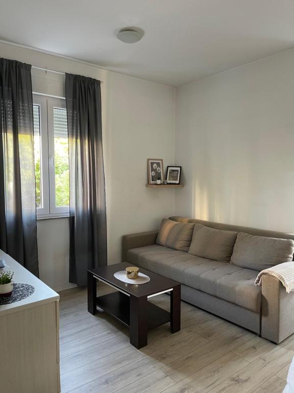 Apartman Zrinjski, Mostar