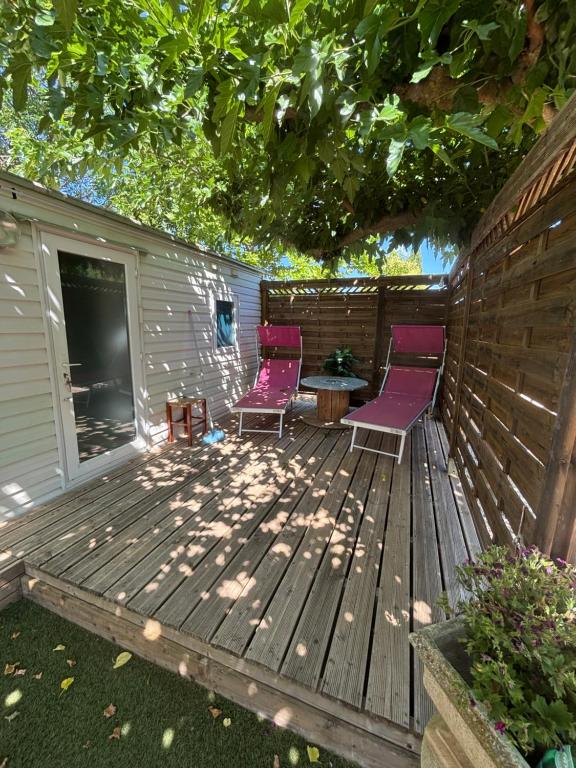 Mobil Home dans propriété privée - 4