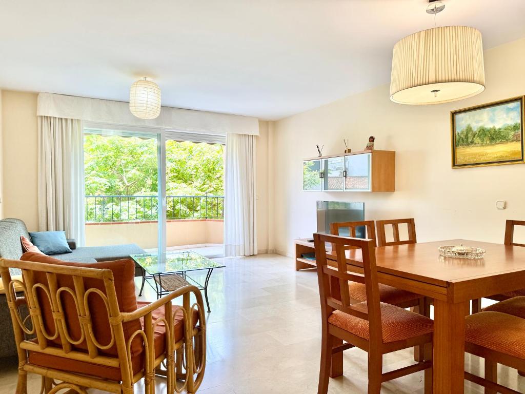 Marbella Center II - EaW Homes - 4