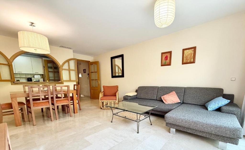 Marbella Center II - EaW Homes - 5