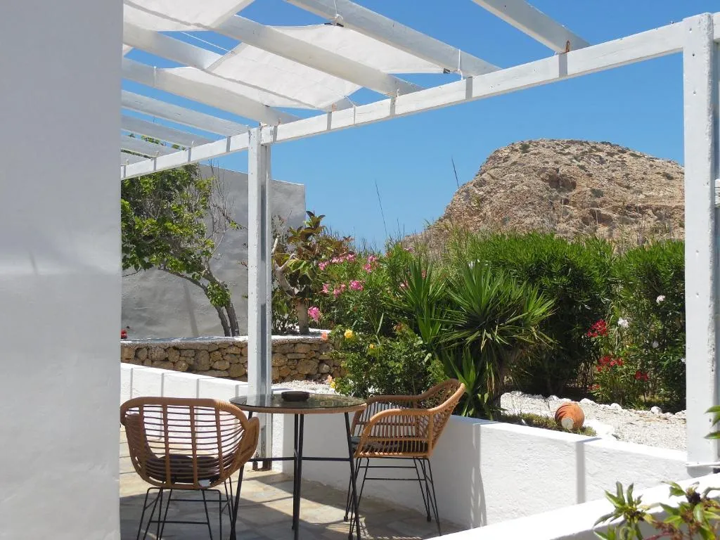 Irini Studios, hotel v destinaci Arkasa