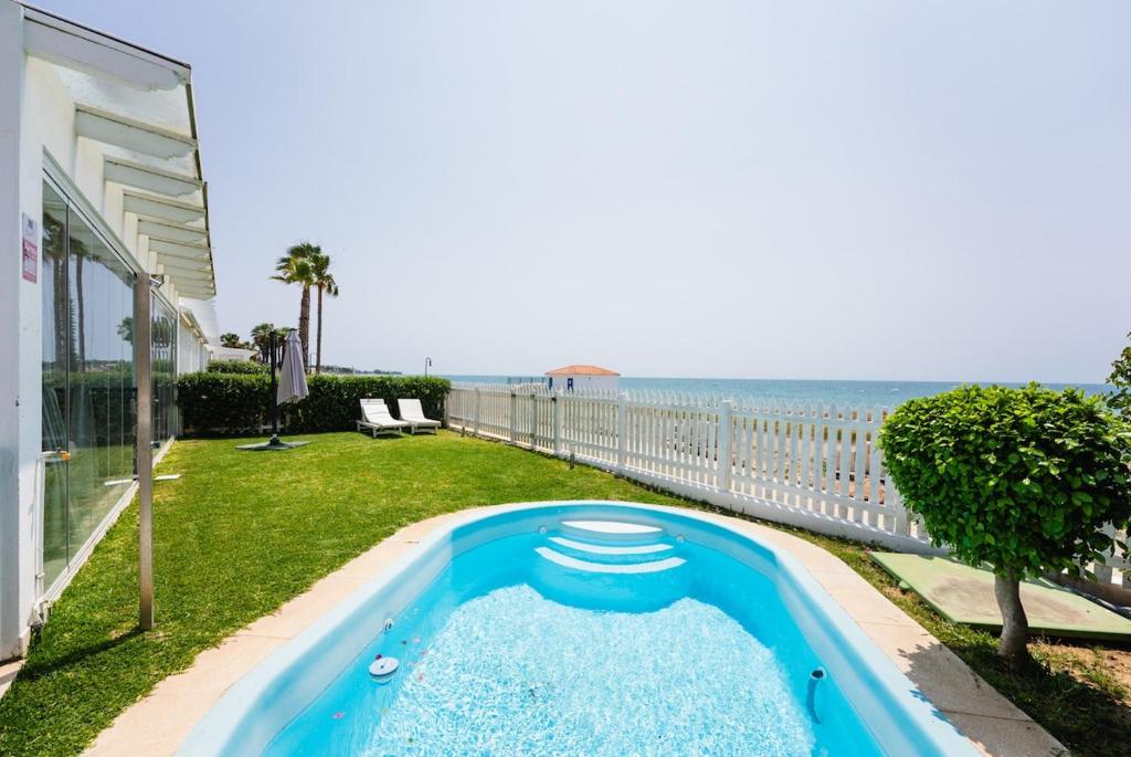 Ocean Front Villa with Private Pool - 1