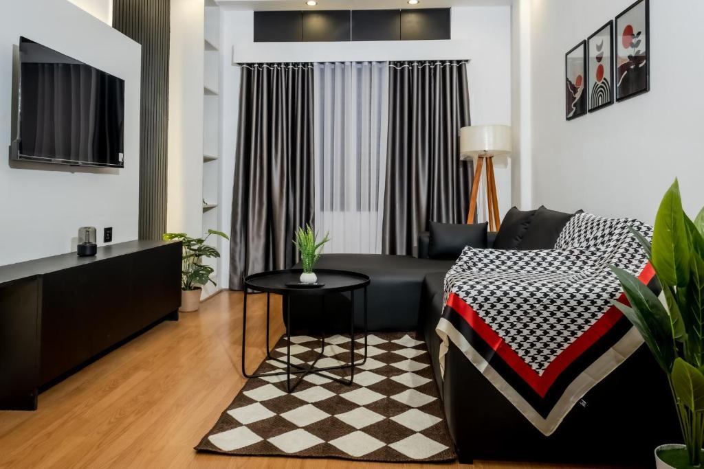 Minimalist Apt at DAC Intl Airport Msg to Avail Special Offer for Flight Catcher, Dháka