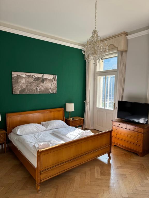 Privatzimmer im ehemaligen Grand Hotel de l Europe - 2