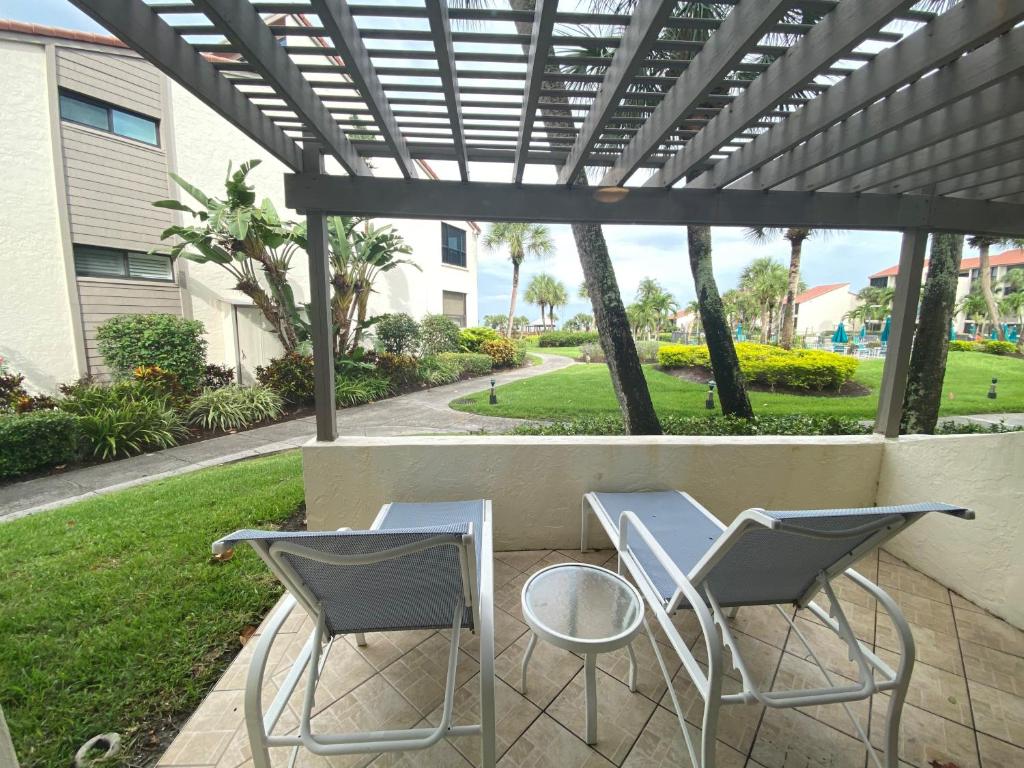 Siesta Dunes 2-100 by Siesta Dunes, Sarasota