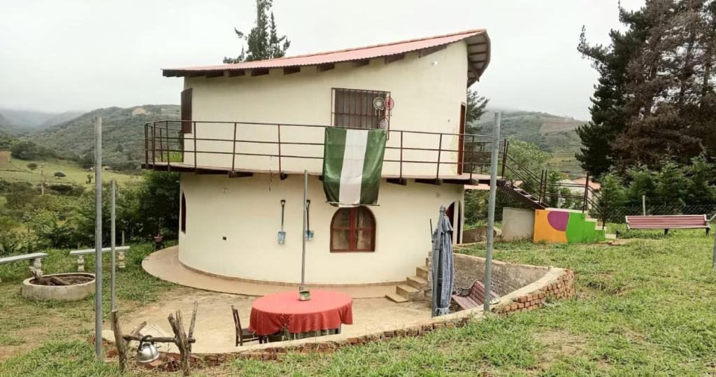 Cabaña rustica la tiipita samaipata - 1