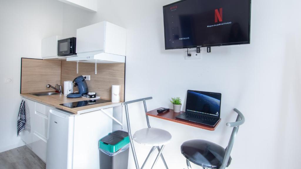 Charming Cosy Studio in Beziers town centre - 4