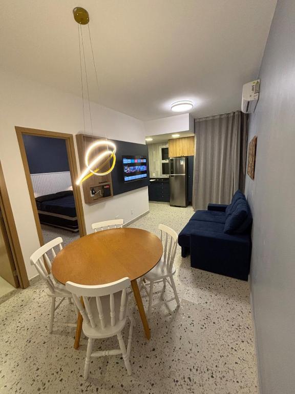 Flat Assinado e Sofisticado, Vitória