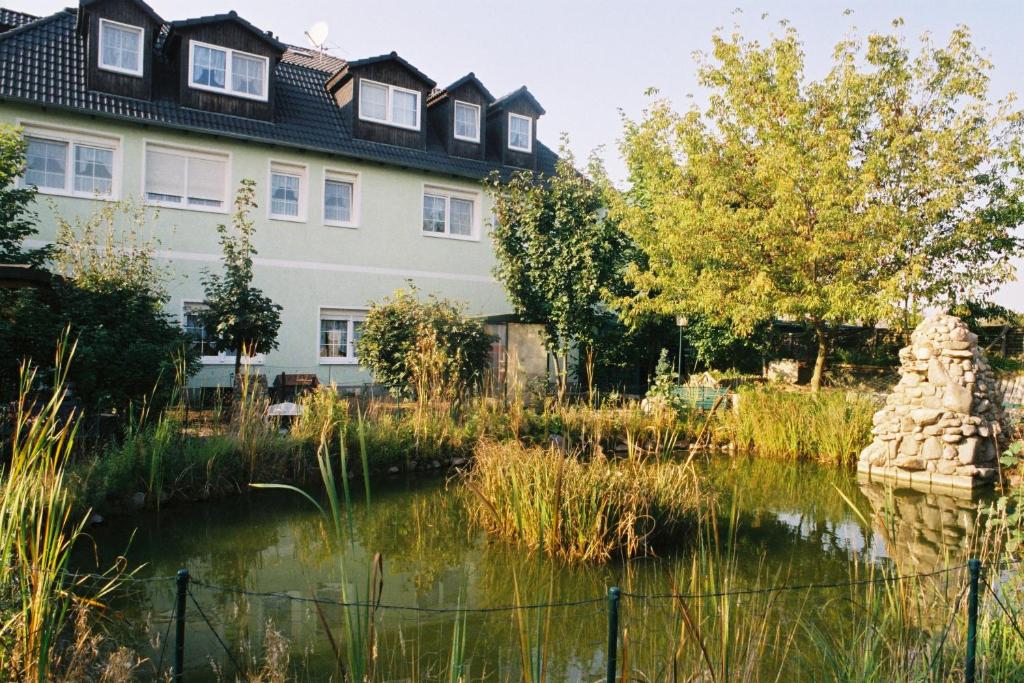 Hotel Gasthof Goldener Hahn photo