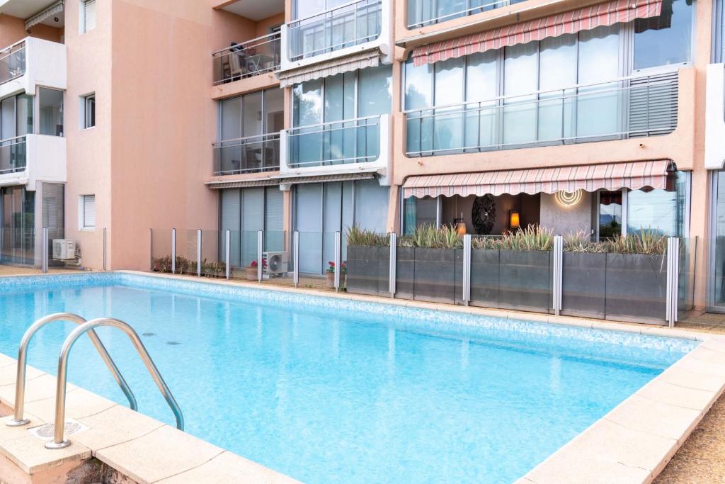Cannes plage - avec terrasse, vue, mer, piscine, plage, garage - 1