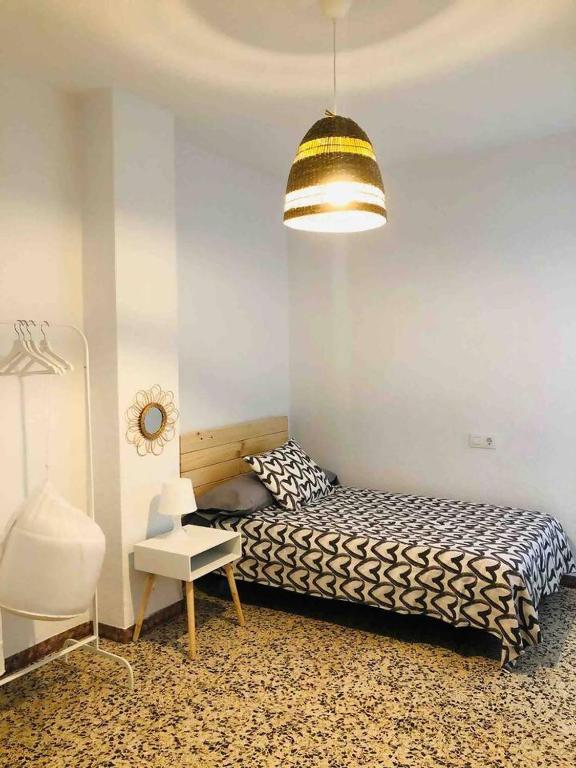 Piso Centro con 4 habitaciones y 2 baños - 4