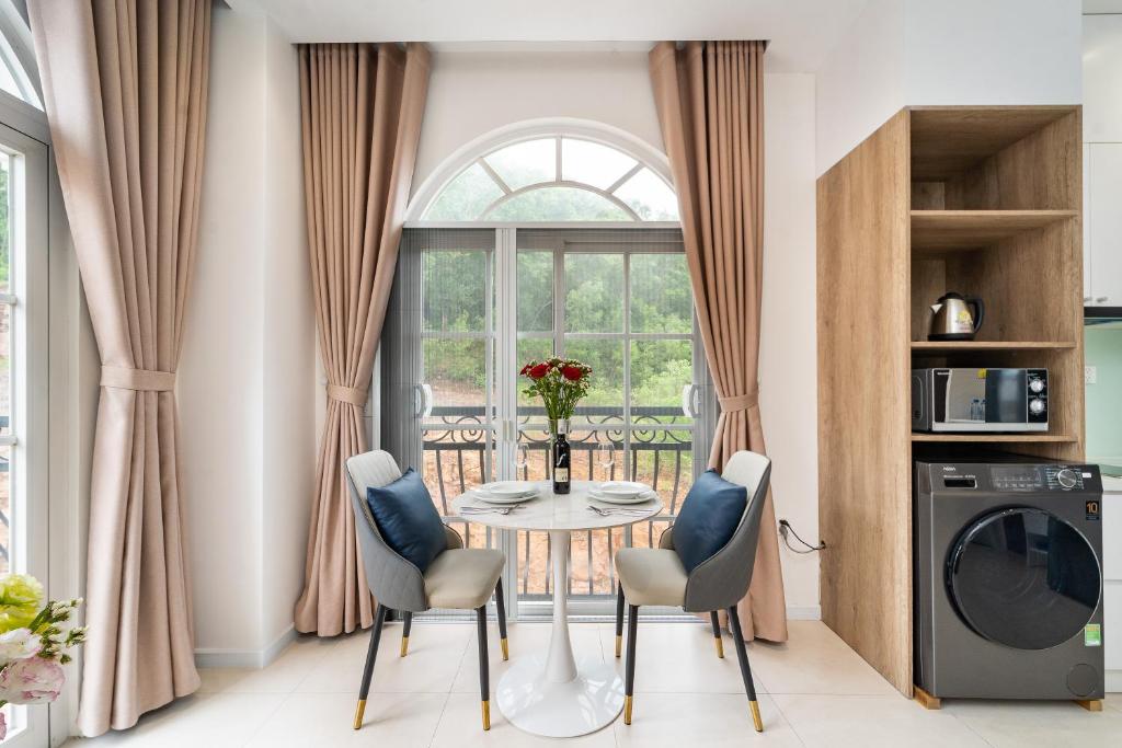 Novus Sol Hotel &#038; Apartment Sunset Town Phu Quoc