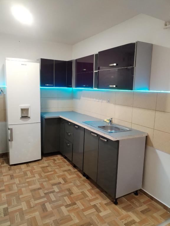 Zețarilor 21A, Bukurešť