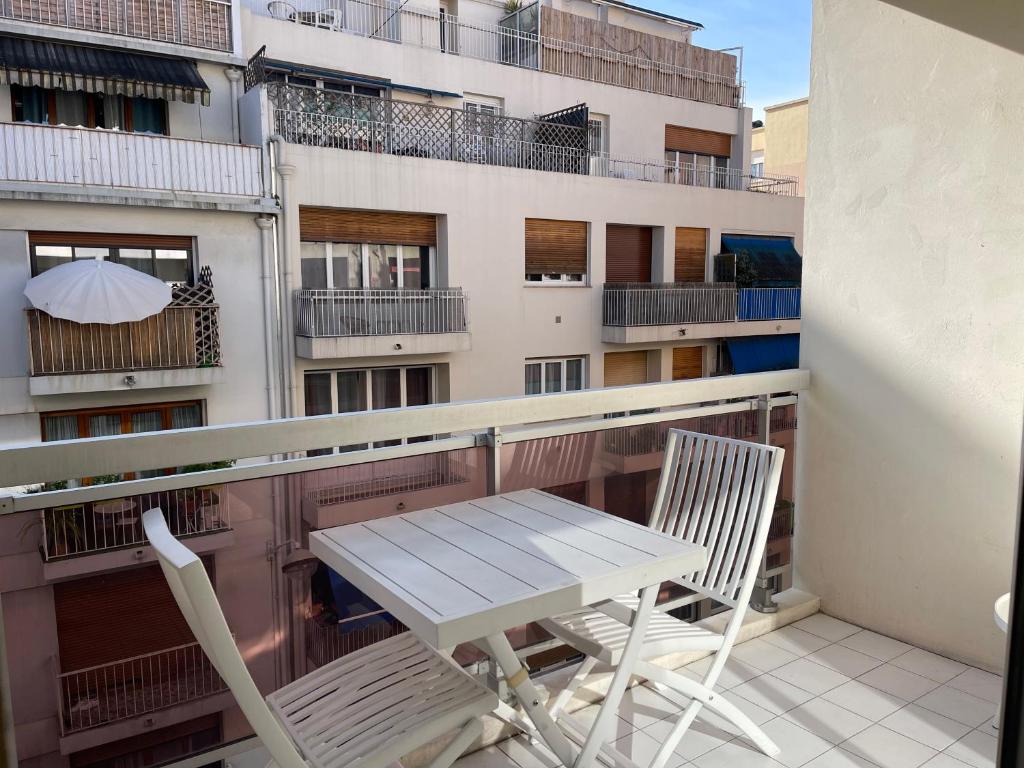 apppartement avec terrasse - 2 à 4 personnes - 3