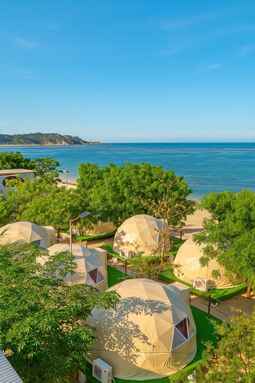 Vietnam Surf Camp