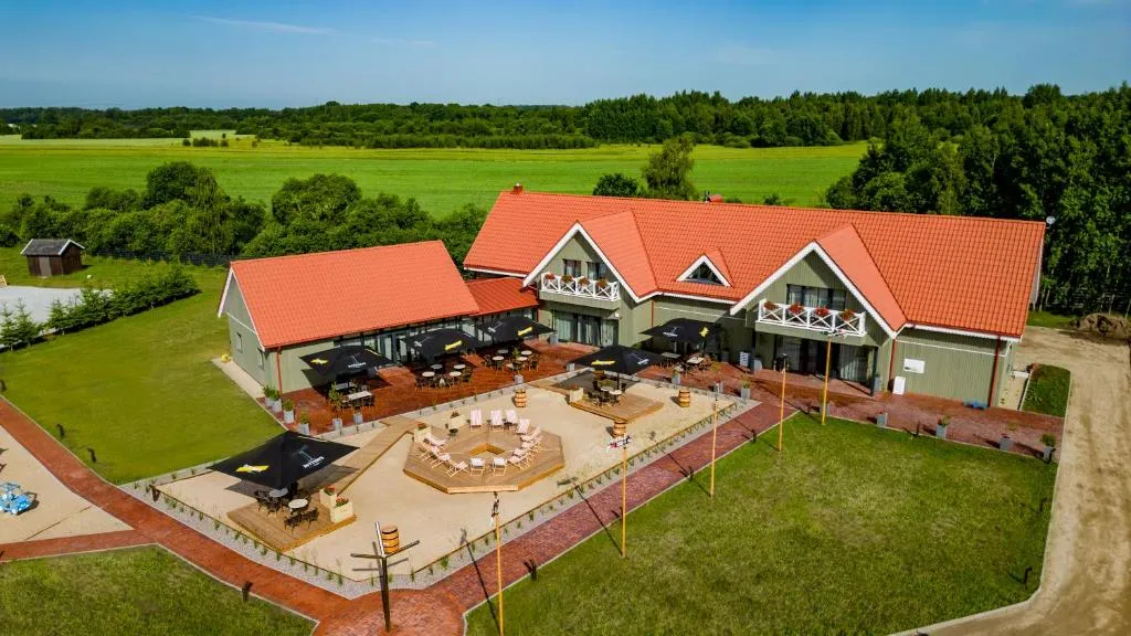 Viešbutis - restoranas SAKAI, hotel a Gribžiniai