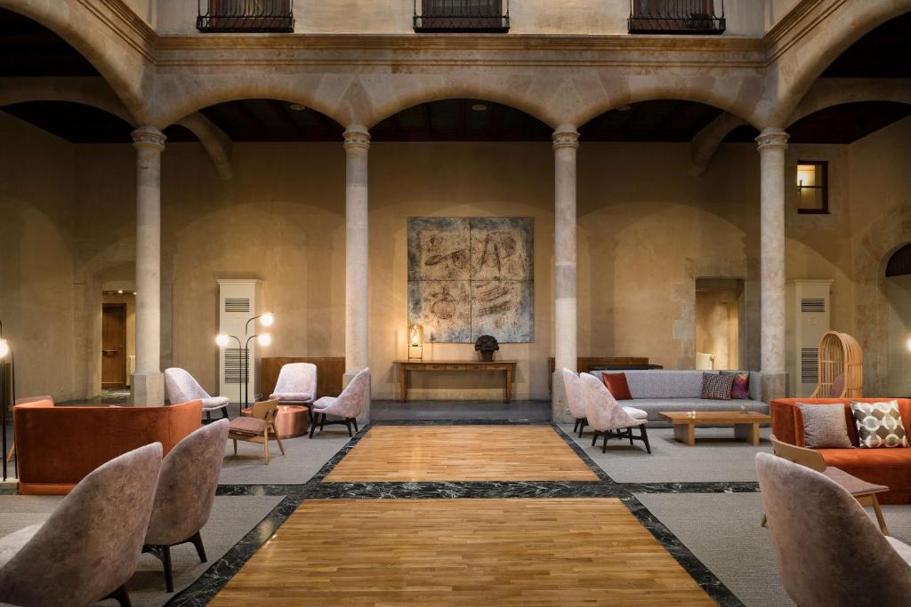 NH Collection Salamanca Palacio de Castellanos - 3