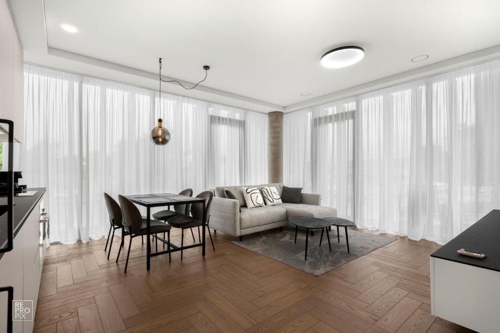 Comfortable 2 BD Apartment by Domvia, Kaunas