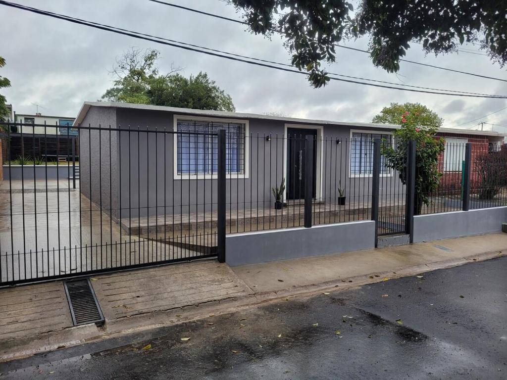 Casa completa con muchas comodidades, Paysandú