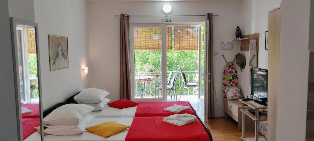 Apartments Dusica Tekija - Djerdap National Park，位于Tekija的酒店