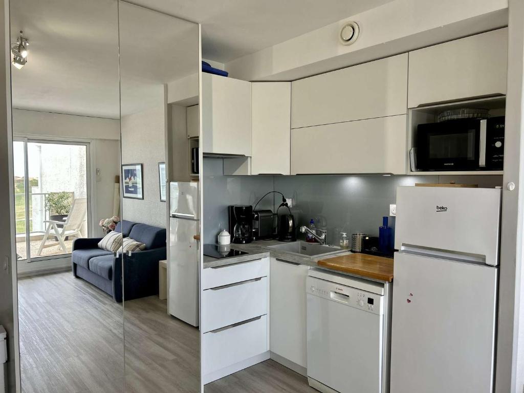 Appartement avec terrasse, vue sur l'Océan et parking à Royan - FR-1-494-33 - 3