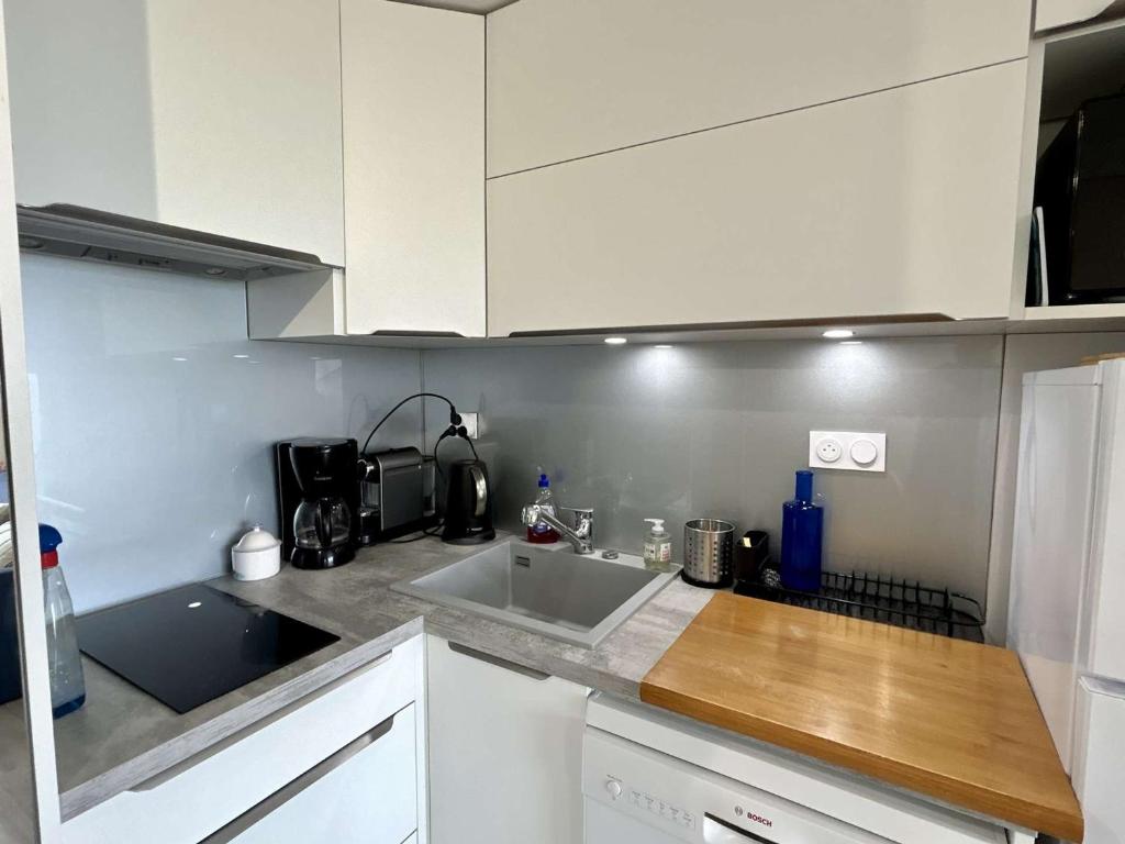 Appartement avec terrasse, vue sur l'Océan et parking à Royan - FR-1-494-33 - 4