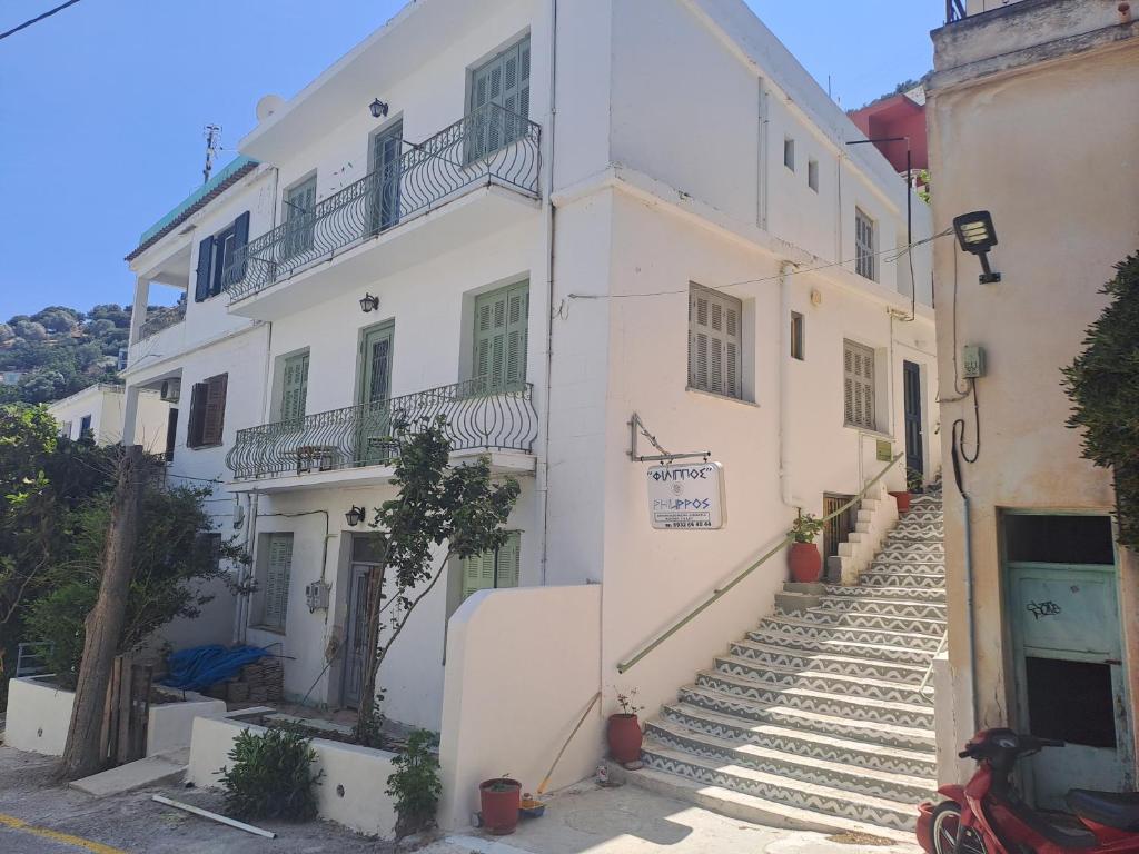 Filippos, Agios Kirykos