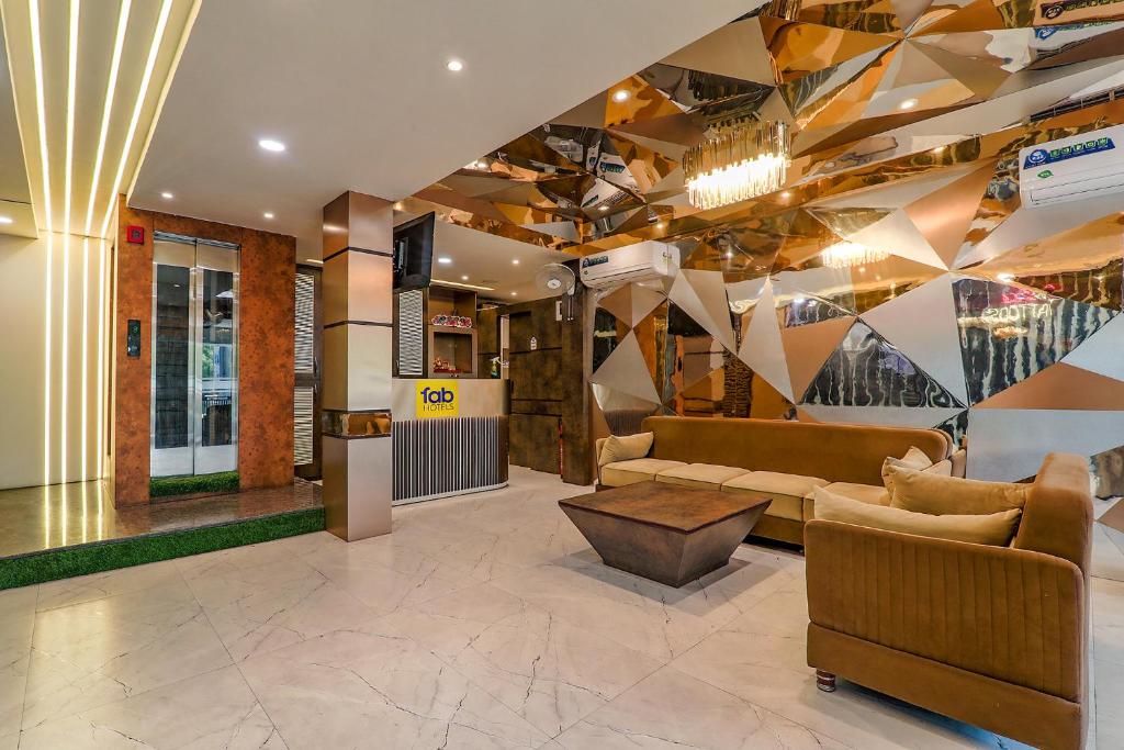 Super Townhouse Geetraj Near Shalimar Gateway フロント・ロビー