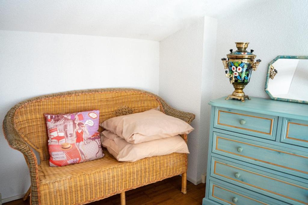 Les Cigalines Appartement avec Piscine - 3