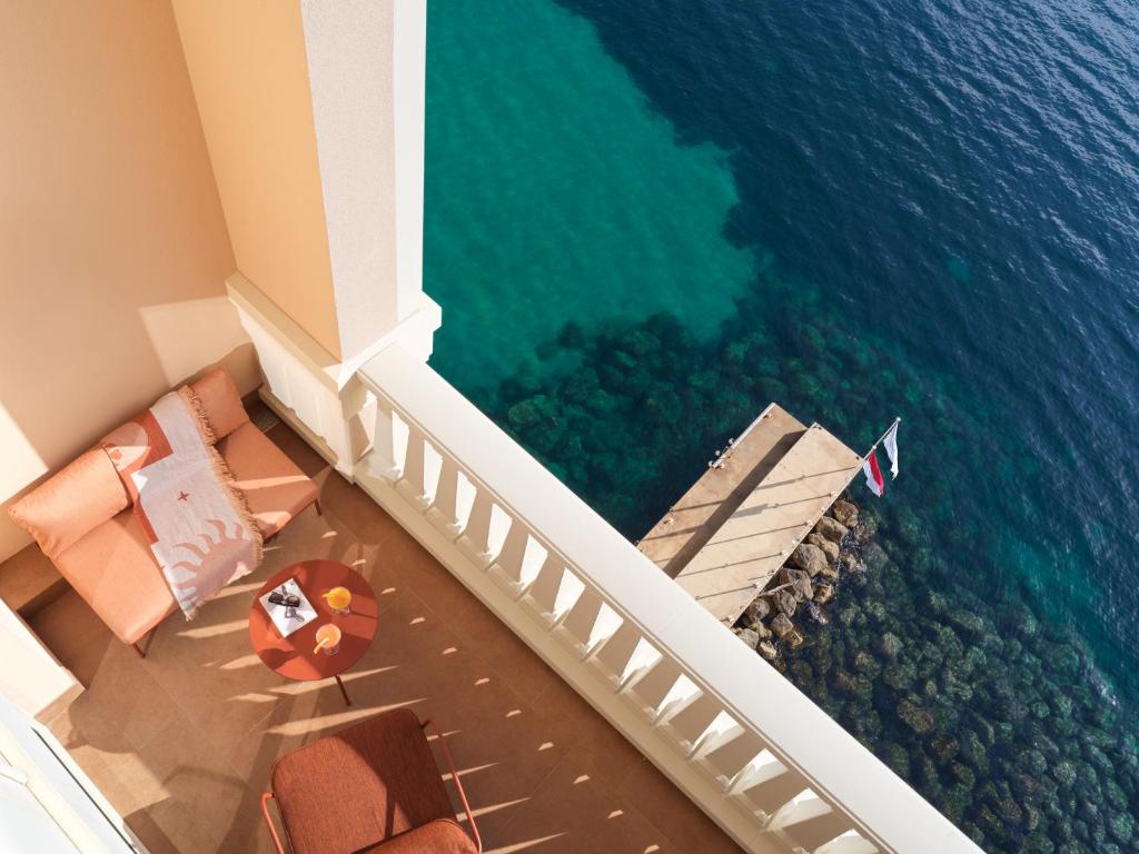 Monte-Carlo Bay Hotel & Resort - 4