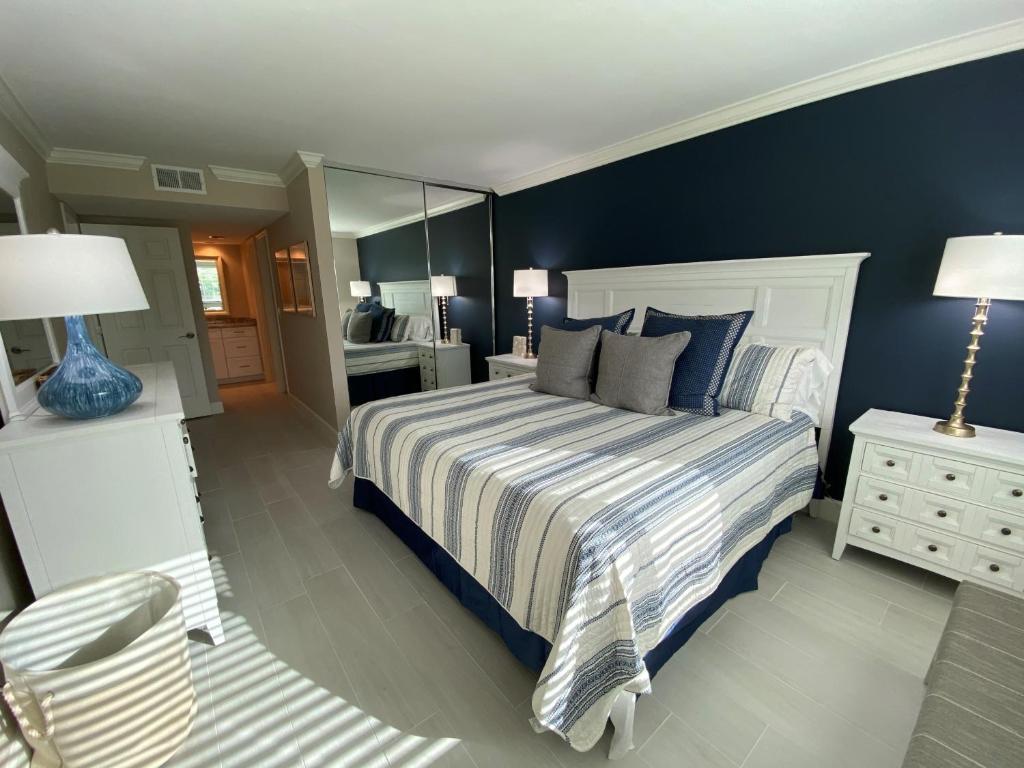 Siesta Dunes 5-203 by Siesta Dunes, Sarasota