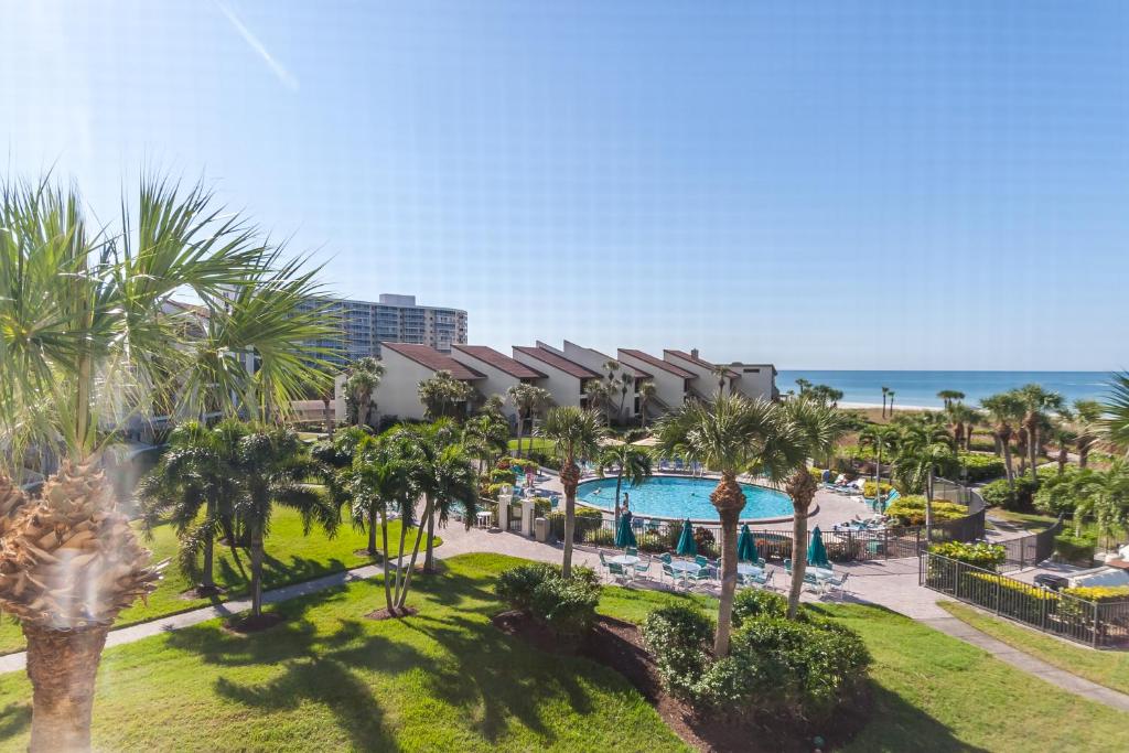 Siesta Dunes 5-303 by Siesta Dunes, Sarasota