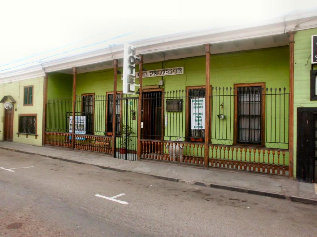 Hotel Casa del Profesor - 1