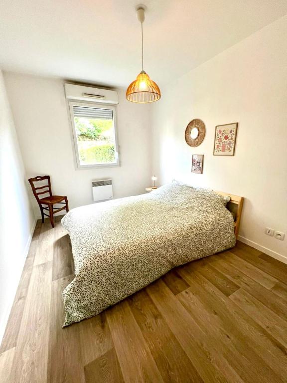 Appartement Spacieux avec jardin, à 5 min à pied de l'abbaye aux Dames et 10 min à pied du centre ville - 4