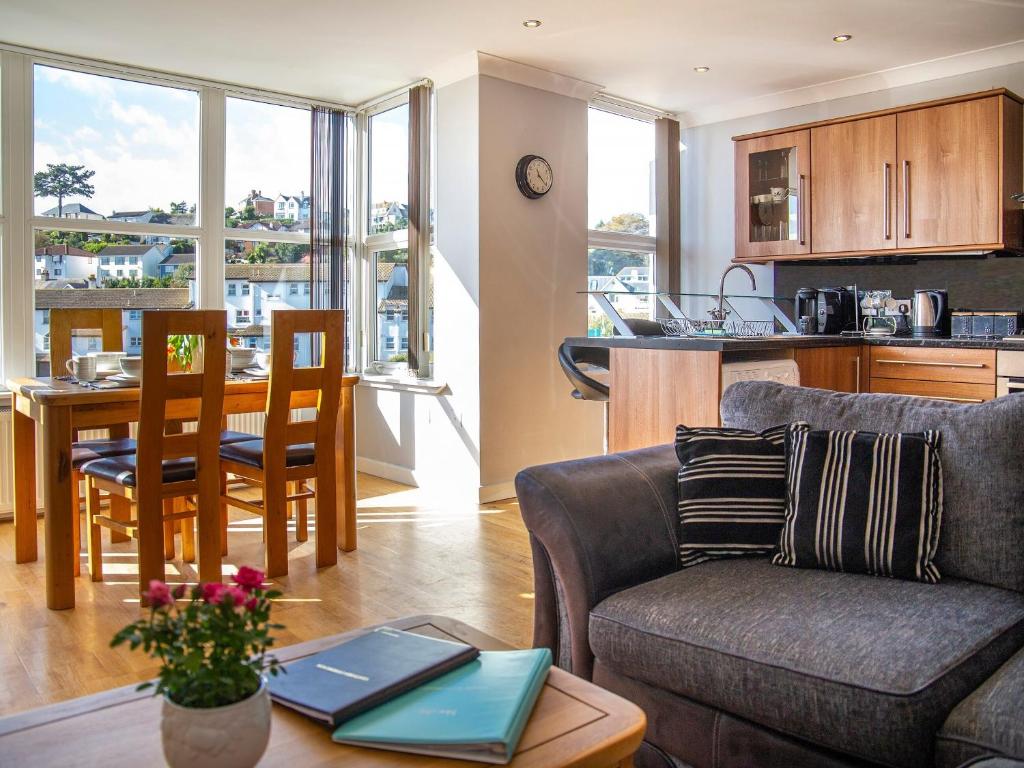 High Gables, Paignton