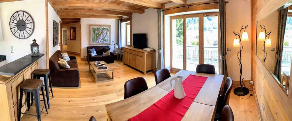 One Le Savoy by Pangea Services - 5
