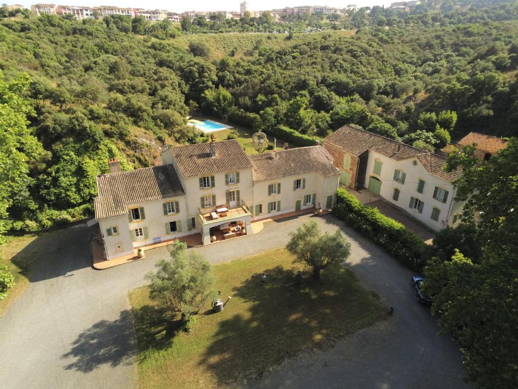 Domaine Du Castellas - 4