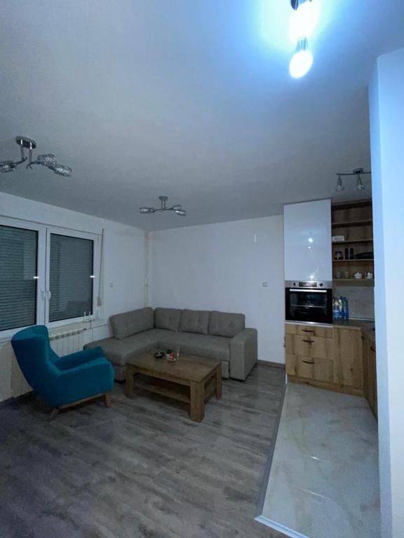 246 Aprtman Novi Sad - 2