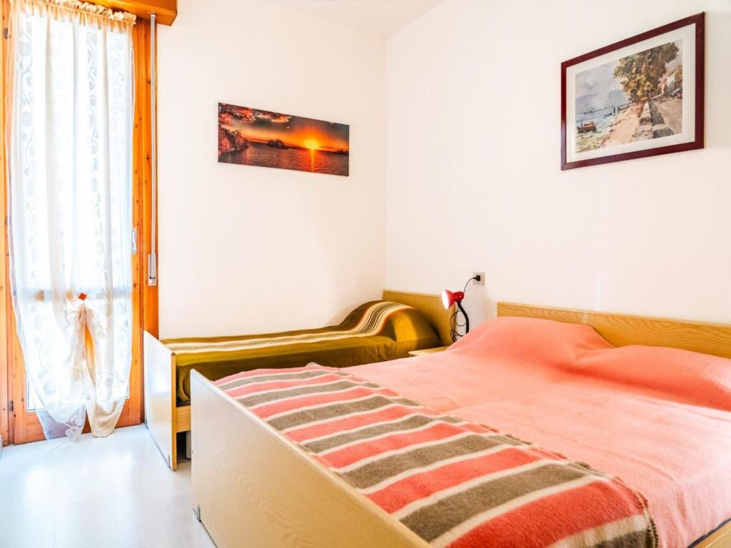 A lovely modern flat a stone throw from the sea - 3