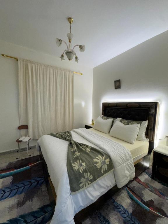 Only 5-minutes walk to airport, your perfect choice for an early or late flight, Oulad Akkou