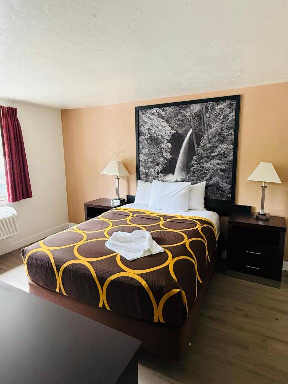 Super 8 by Wyndham Lacey Olympia Area, Lacey