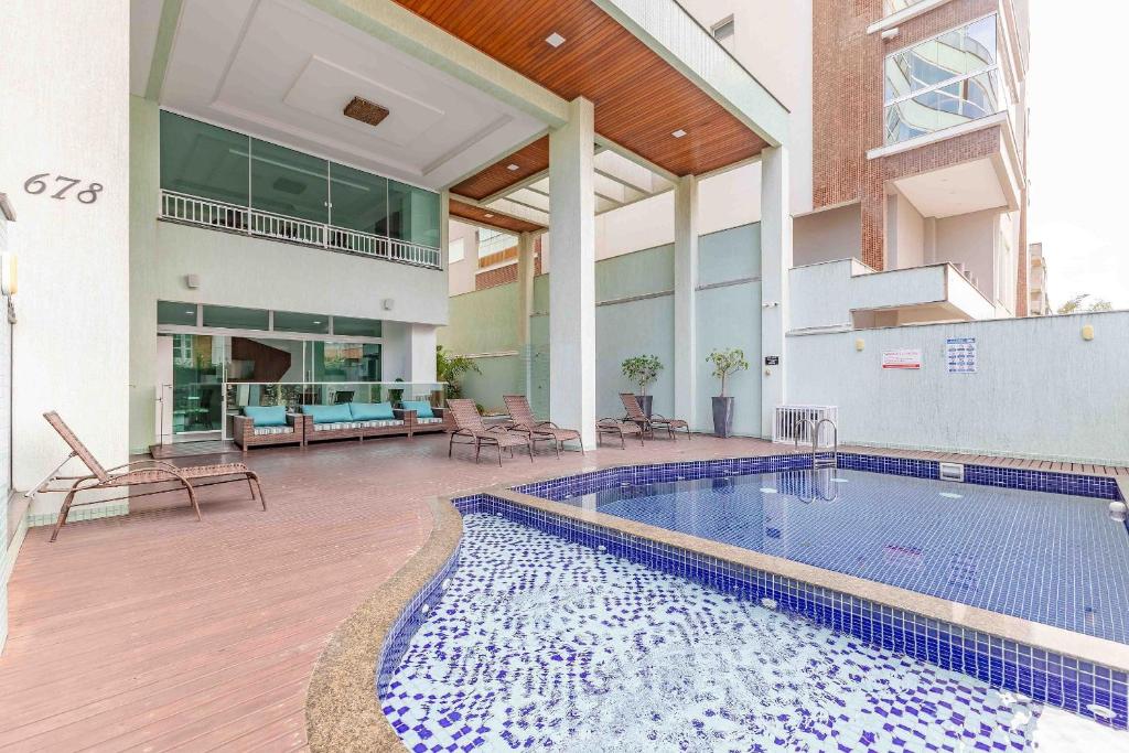 Ampla Cobertura Duplex com Jacuzzi Privativa, Canto Grande