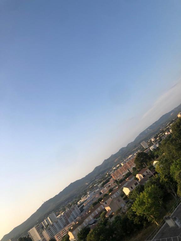 T3 sur Marseille à proximité de tout - 2