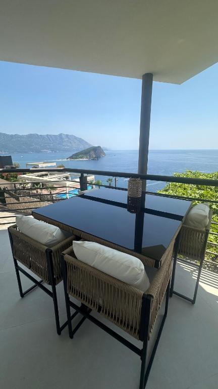 Boho Panoramic Seaview Apartment - 5