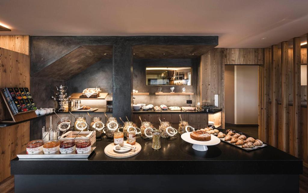 Hotel Chalet Dolomites - 4