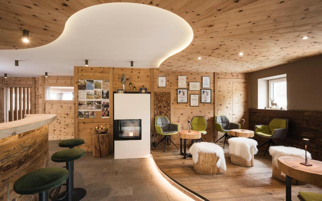 Hotel Chalet Dolomites - 3